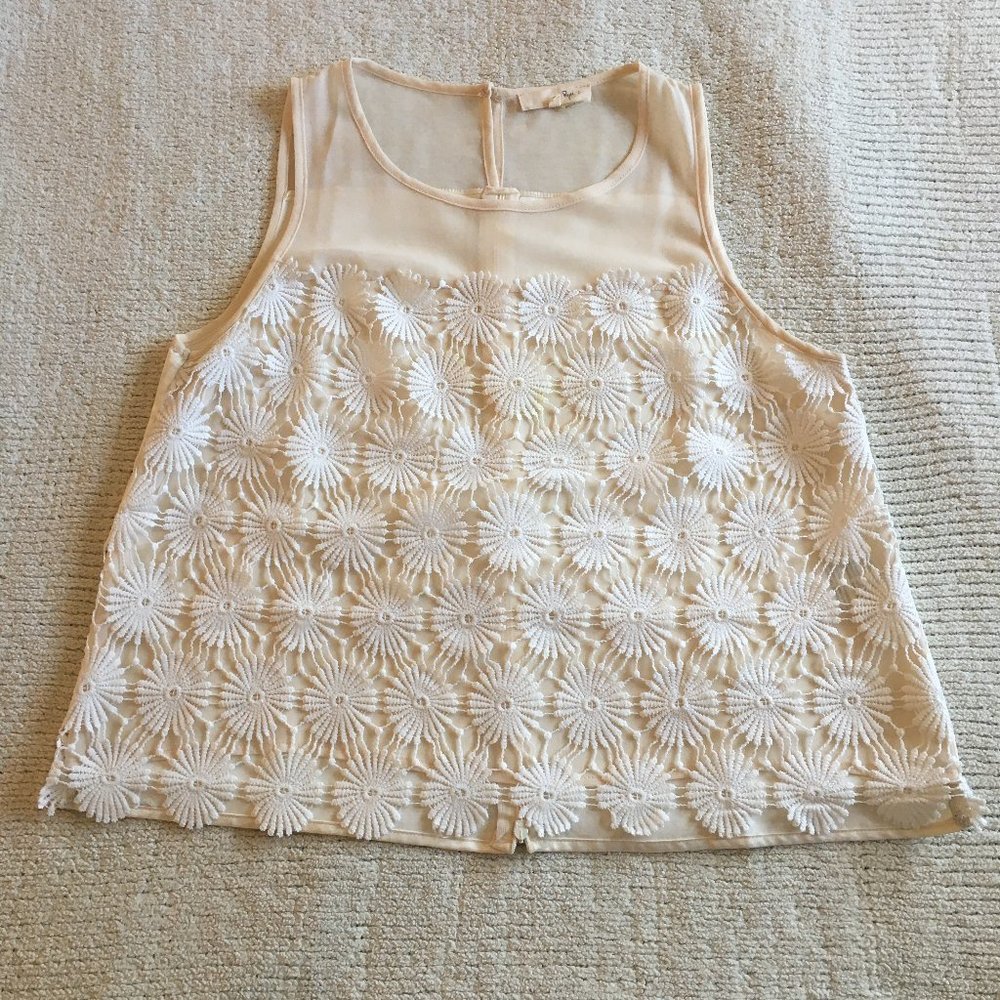 Ryu Cream White Lace Top